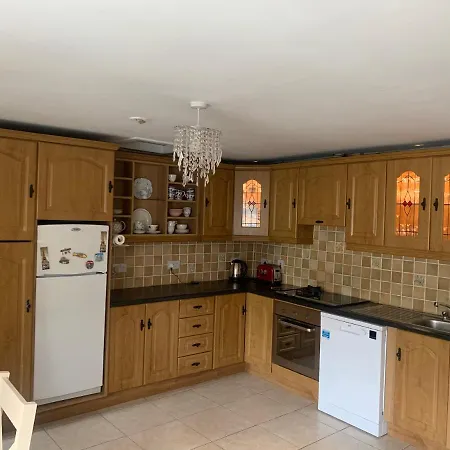 Toms Cottage Longford Exterior photo